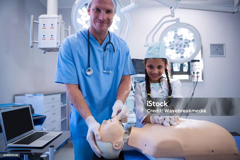 Foto antes de Torsoplastia realizado por Dr. Jose Fernando